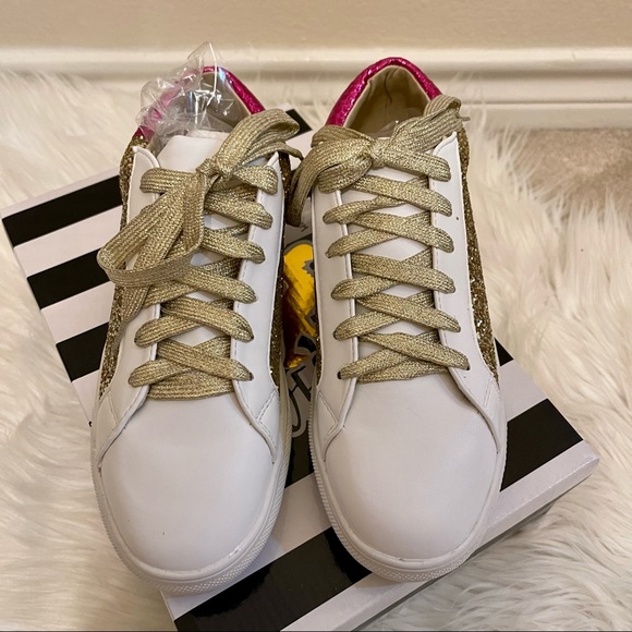 Sneaker - Picture 5 of 15